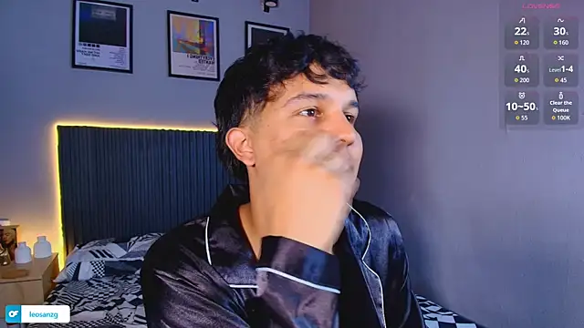 Show de Leo_Savage_ na webcam