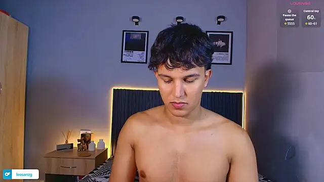 Leo_Savage_'s Webcam Show