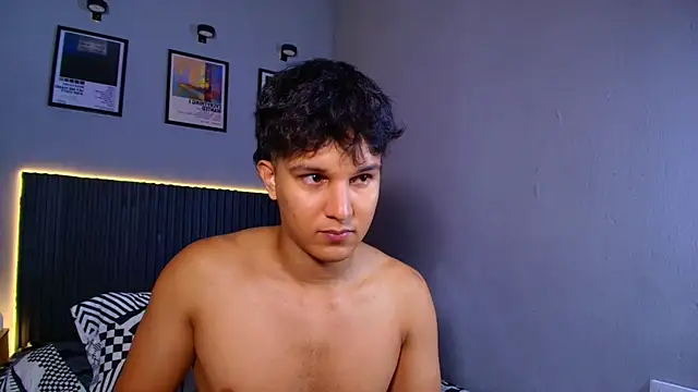 Leo_Savage_ webkamerás műsora