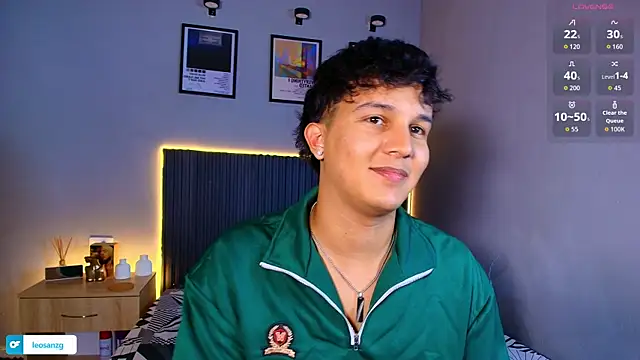 Leo_Savage_n Webbikameraesitys