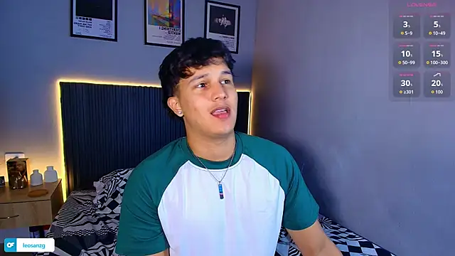 Leo_Savage_ Webcam Show