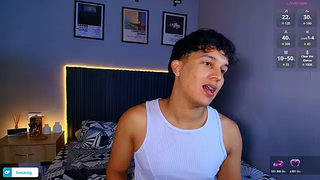 Leo_Savage_ Pertunjukan Webcam