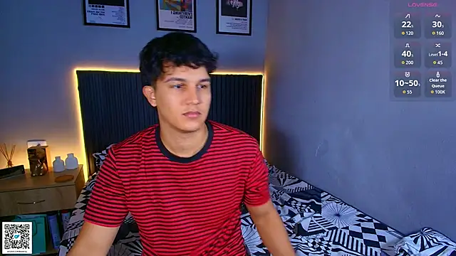 Leo_Savage_ 网络视讯表演