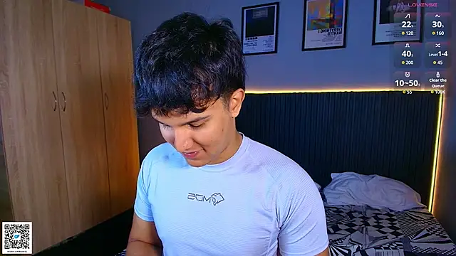 Leo_Savage_ Pertunjukan Webcam