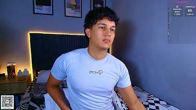 Leo_Savage_ Webcam-Show