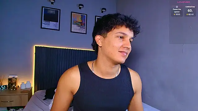 Živý XXX chat Leo_Savage_