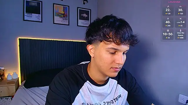 Leo_Savage_ 网络视讯表演