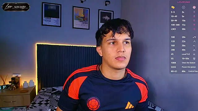 Leo_Savage_ 网络视讯表演