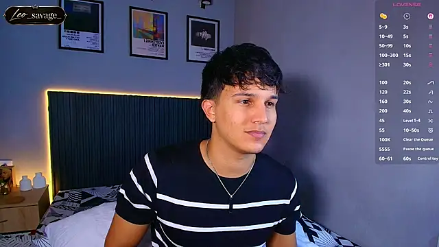 Leo_Savage_n Webbikameraesitys