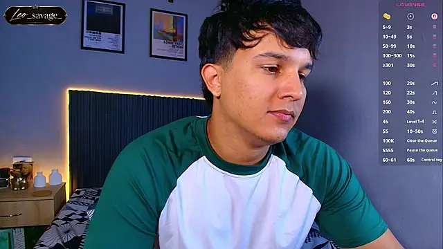 Leo_Savage_ Pertunjukan Webcam