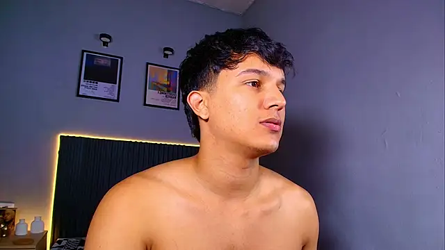 Show webcam de Leo_Savage_