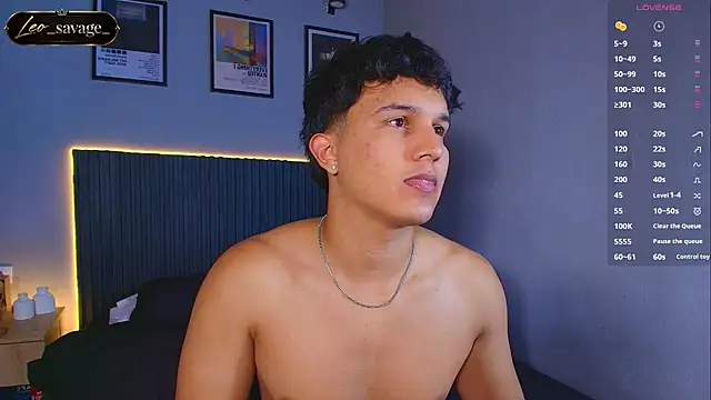 Leo_Savage_ Show Webcam