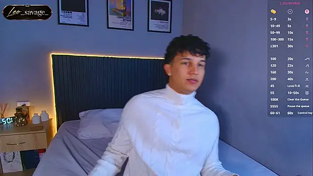 Leo_Savage_ Pertunjukan Webcam