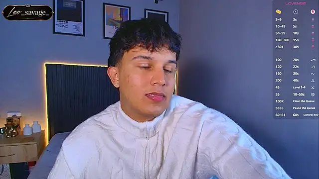 Leo_Savage_ Show Webcam