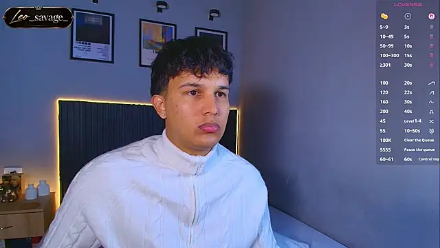 Show modela Leo_Savage_ na web-kameri