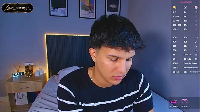 Leo_Savage_ Show Webcam
