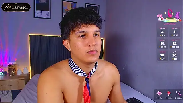 Leo_Savage_n Webbikameraesitys
