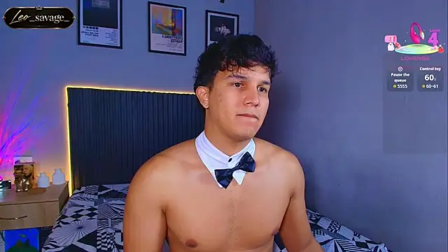 Leo_Savage_ Pertunjukan Webcam