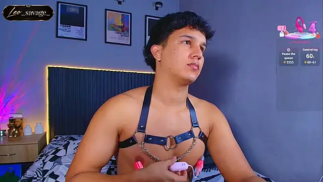 Leo_Savage_n Webbikameraesitys