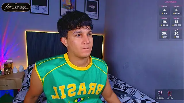 Leo_Savage_ 网络视讯表演