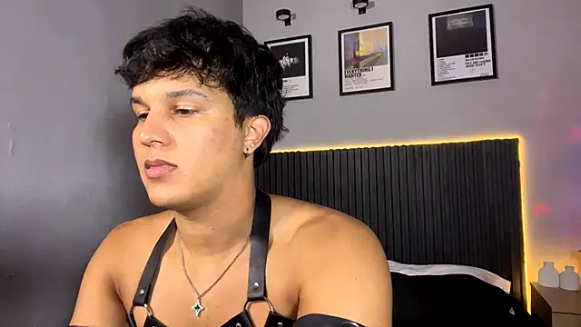 Leo_Savage_'s Webcam Show