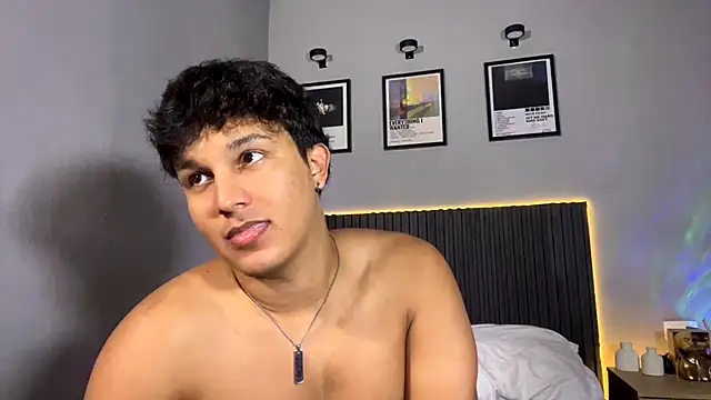 Leo_Savage_ Webcam-Show