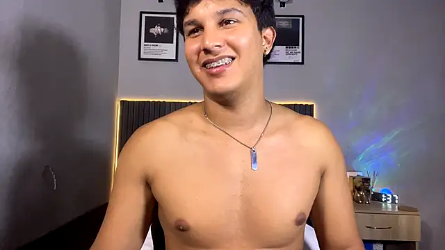 Leo_Savage_ webkamerás műsora