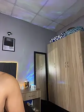 Leo_Savage_ webcam show