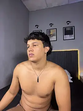 عرض كام Leo_Savage_