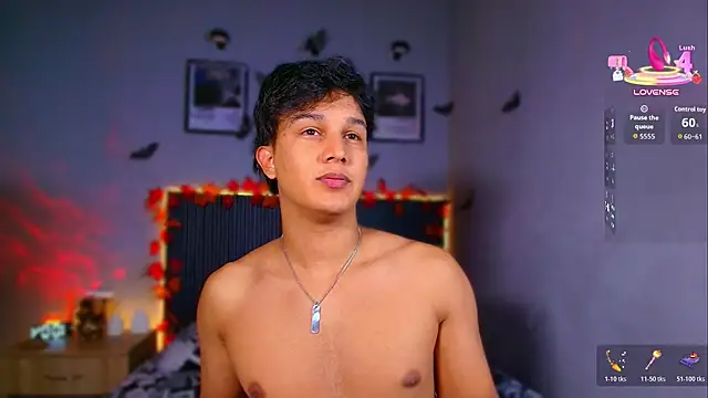 Show Webcam de Leo_Savage_