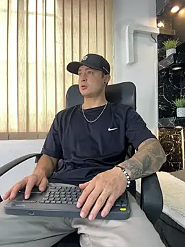 Alexander_ferre 网络视讯表演