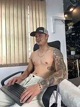 Alexander_ferre 在線直播表演