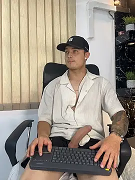 Alexander_ferre 网络视讯表演