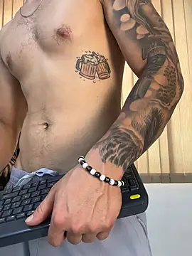 Alexander_ferreのウェブカメラショー