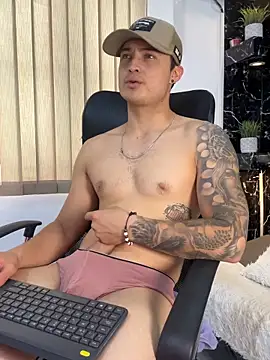 Alexander_ferre 网络视讯表演