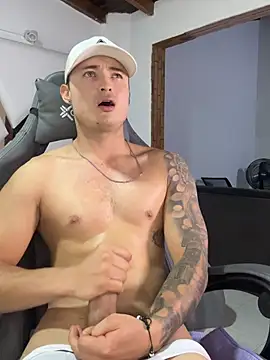 Alexander_ferre Adlı Modelin Web Kamerası Şovu