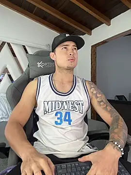 הופעת וובקאם של Alexander_ferre