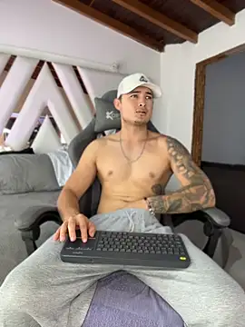 Alexander_ferre Шоу с уебкамера