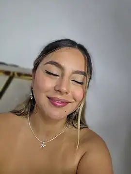 CelesteBlaze_ Шоу с уебкамера
