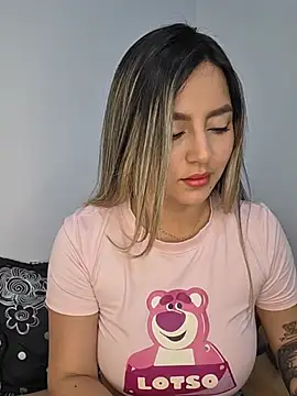 Show de CelesteBlaze_ na webcam