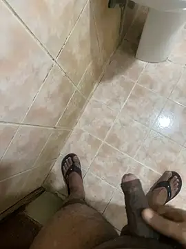 Binuthomas webcam show