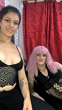 MsSarah_TsSophie webcam show