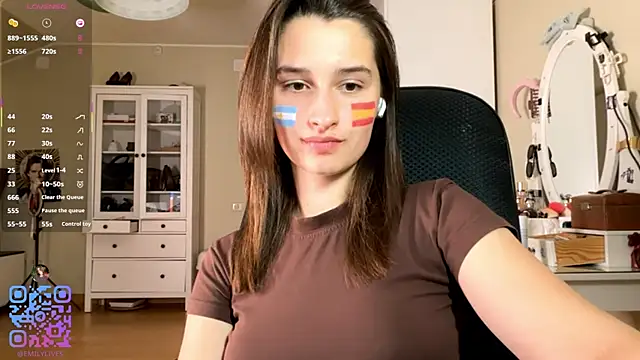عرض كام DarlineBrustera