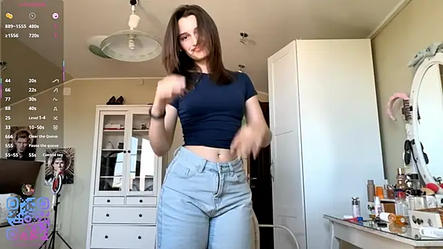 DarlineBrustera: вебкам-шоу