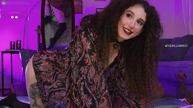 thewillownest_ Show in webcam