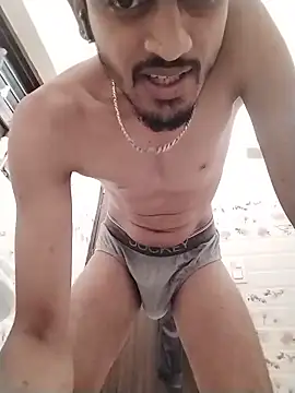 Wild_Vassu webkamerás műsora