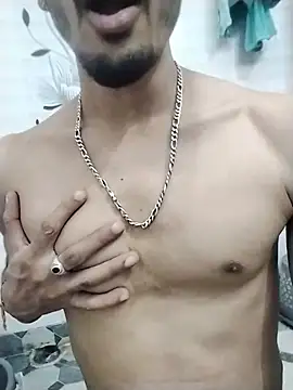 הופעת וובקאם של Wild_Vassu