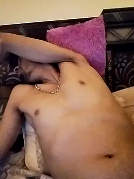 Wild_Vassu webkamerás műsora