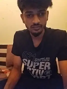 Show modela Your_Supermann na web-kameri