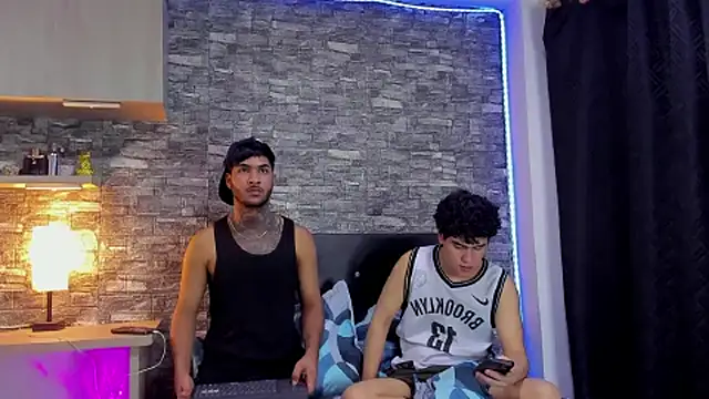 TheimperialBoys77 Pertunjukan Webcam